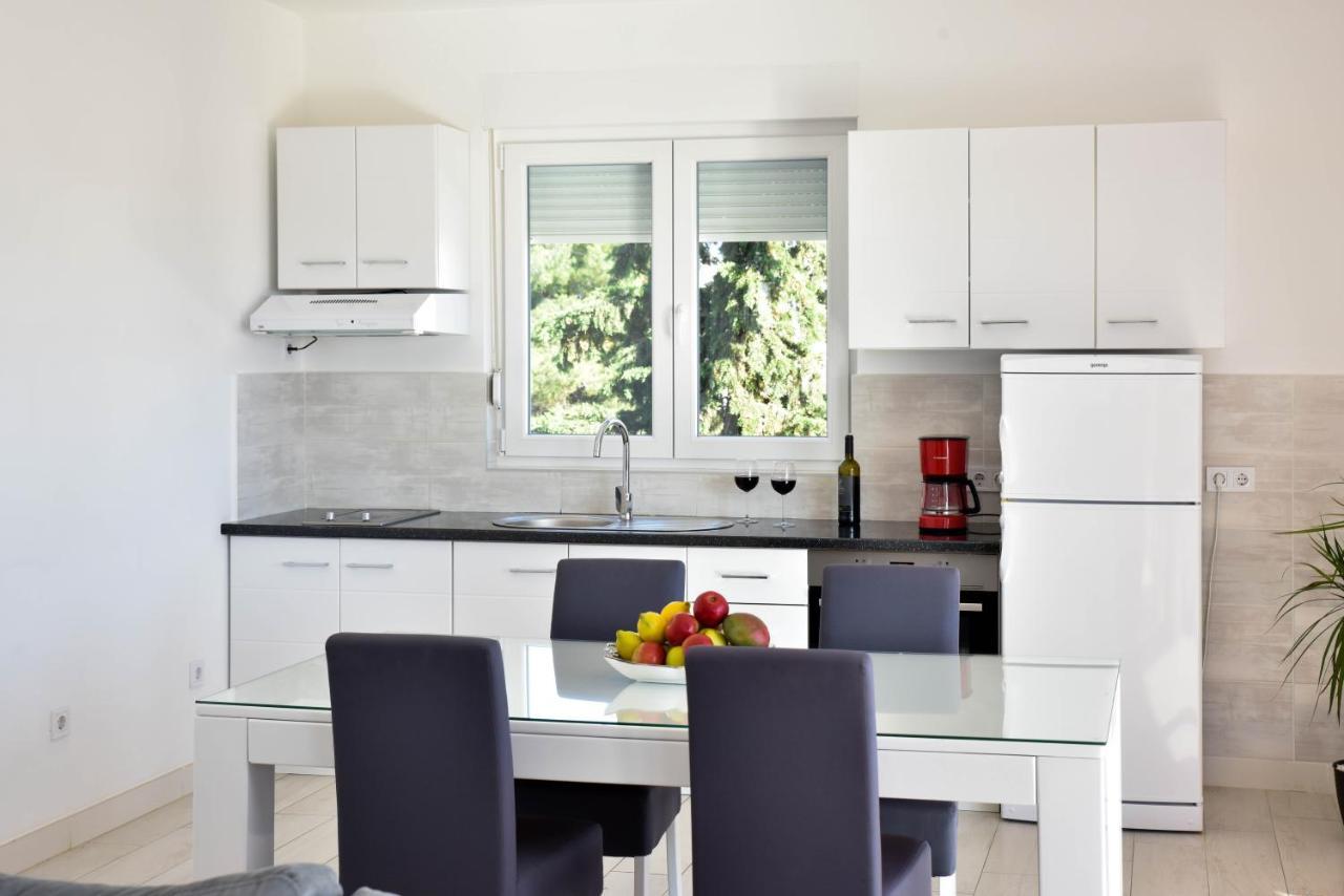 Apartment Deluxe Villa Carlotta Zadar Exteriör bild