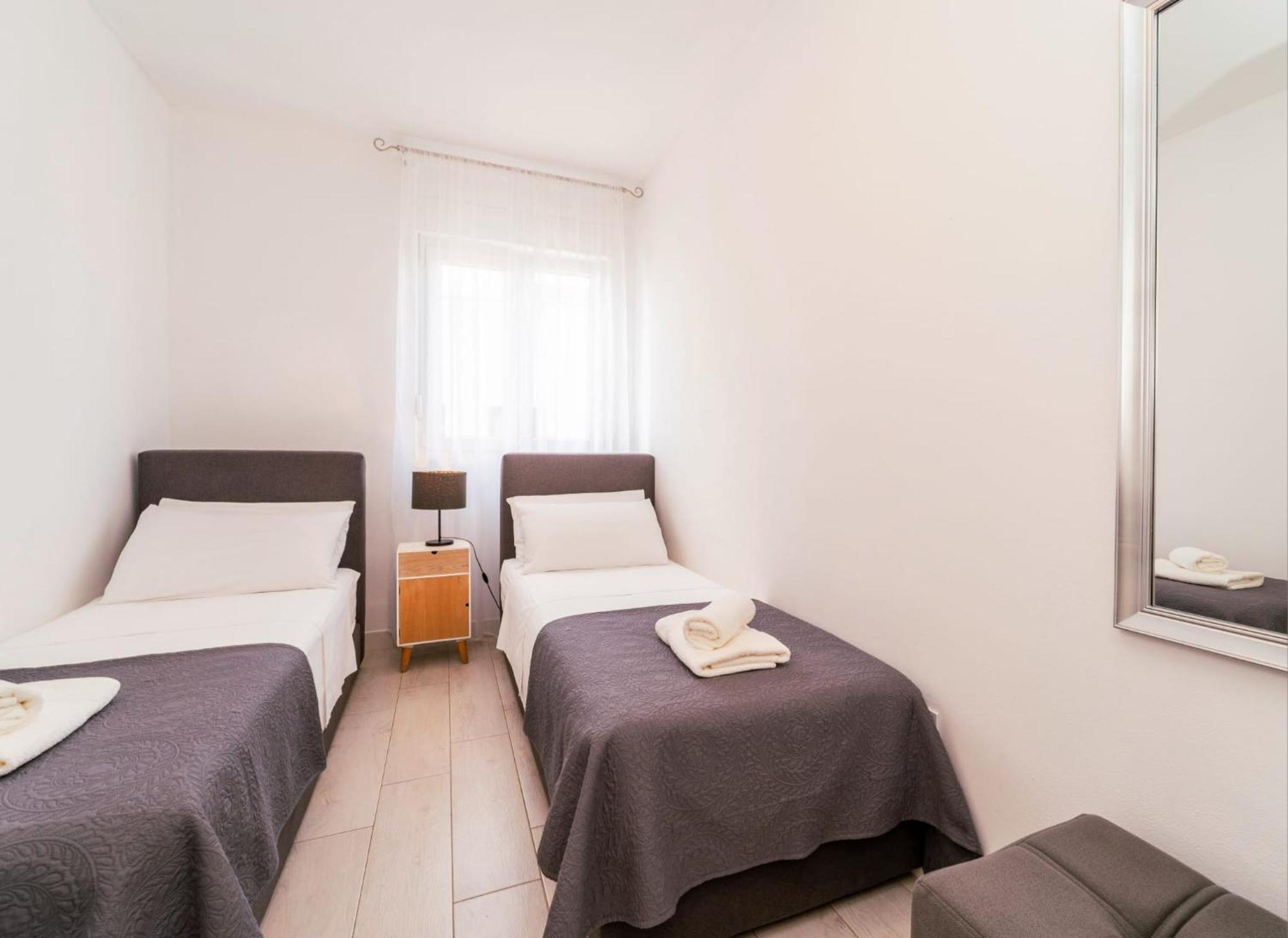 Apartment Deluxe Villa Carlotta Zadar Exteriör bild