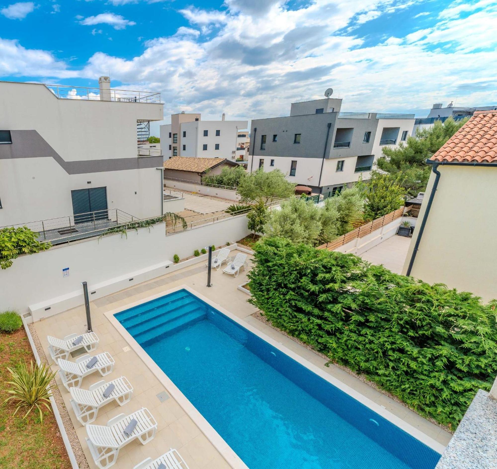 Apartment Deluxe Villa Carlotta Zadar Exteriör bild